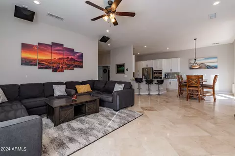 4803 E Williams Dr, Phoenix, AZ 85054 photo 8
