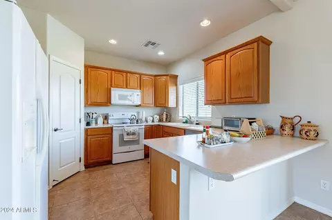 9269 N Diffin Rd, Florence, AZ 85132 photo 3