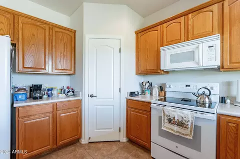 9269 N Diffin Rd, Florence, AZ 85132 photo 5