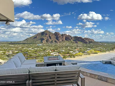 6902 N Highlands Dr, Paradise Valley, AZ 85253