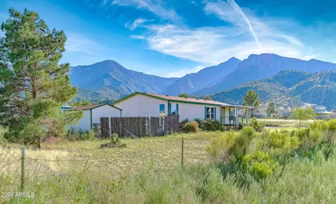 7203 S Hall Dr, Hereford, AZ 85615