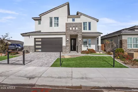 10482 W Harmony Ln, Peoria, AZ 85382