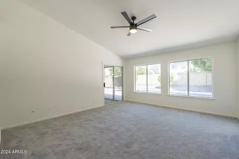 3544 E Topeka Dr, Phoenix, AZ 85050 photo 18