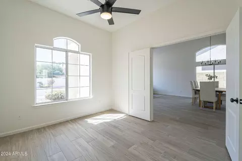 3544 E Topeka Dr, Phoenix, AZ 85050 photo 34