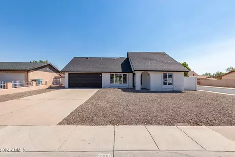 8947 W Whitton Ave, Phoenix, AZ 85037