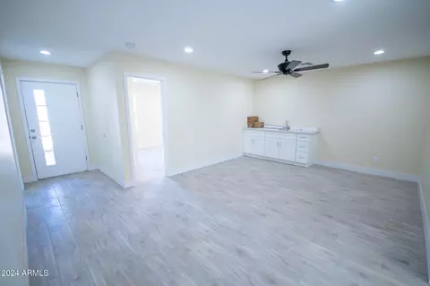 413 E Southern Ave, Phoenix, AZ 85040 photo 9