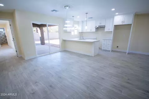 413 E Southern Ave, Phoenix, AZ 85040 photo 3