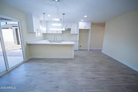 413 E Southern Ave, Phoenix, AZ 85040 photo 7