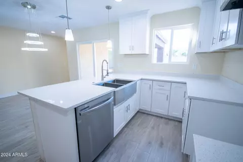 413 E Southern Ave, Phoenix, AZ 85040 photo 5
