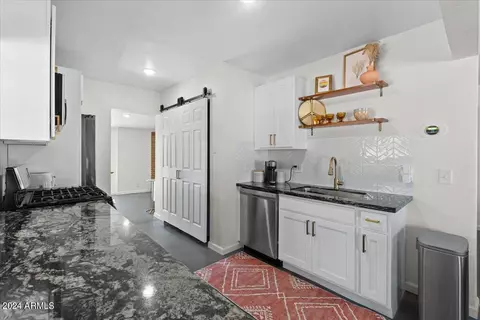 2153 W Osborn Rd, Phoenix, AZ 85015 photo 29
