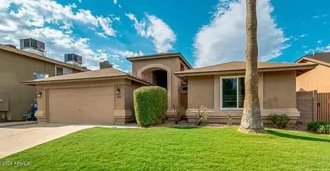 4202 W Villa Linda Dr, Glendale, AZ 85310