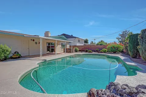 227 Ellis Dr, Tempe, AZ 85282 photo 5
