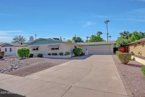 227 Ellis Dr, Tempe, AZ 85282