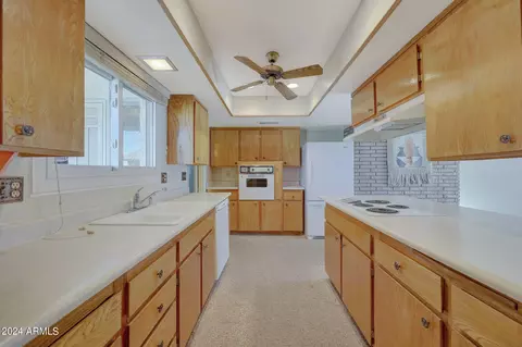 227 Ellis Dr, Tempe, AZ 85282 photo 15