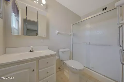 227 Ellis Dr, Tempe, AZ 85282 photo 17