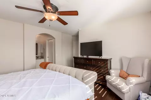 4389 E Selena Dr, Phoenix, AZ 85050 photo 16