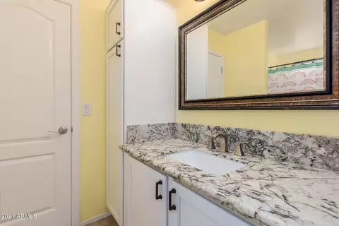 4389 E Selena Dr, Phoenix, AZ 85050 photo 21