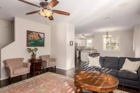4389 E Selena Dr, Phoenix, AZ 85050 photo 12