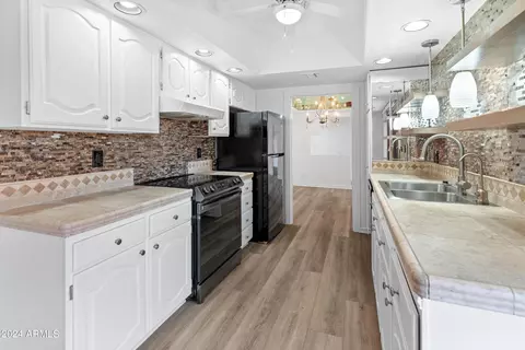 Kitchen - 4303 E Cactus Rd #441, Phoenix, AZ 85032 photo 1 of 3