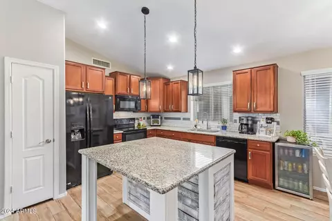 9904 El Moro Ave, Mesa, AZ 85208 photo 4