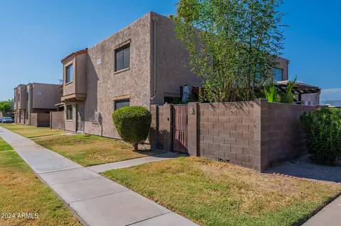 600 S Dobson Rd #5, Mesa, AZ 85202