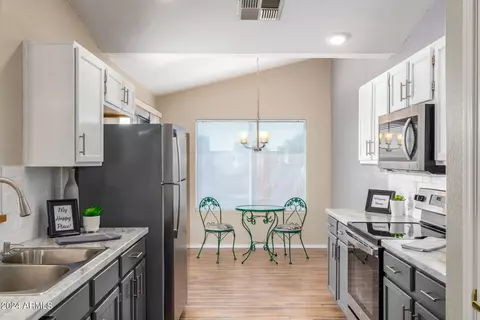 1945 E Renee Dr, Phoenix, AZ 85024 photo 3