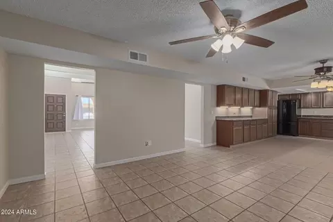 4366 E Sunrise Dr, Phoenix, AZ 85044 photo 9