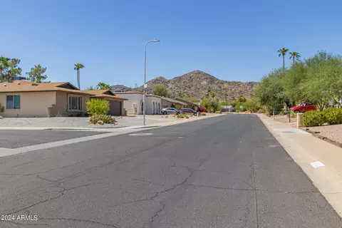 4366 E Sunrise Dr, Phoenix, AZ 85044 photo 34