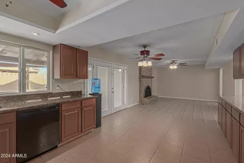 4366 E Sunrise Dr, Phoenix, AZ 85044 photo 14