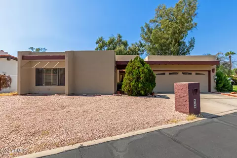 639 W Port Royale Ln, Phoenix, AZ 85023