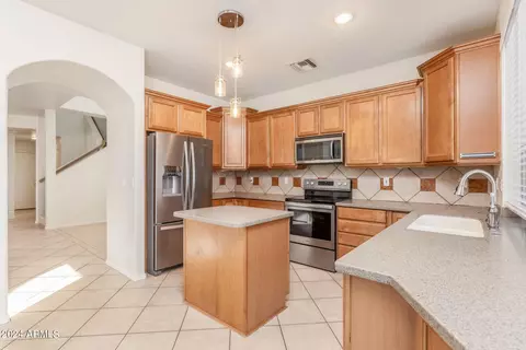 2124 E Nighthawk Way, Phoenix, AZ 85048 photo 14
