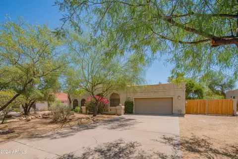Exterior - 3731 Equestrian Trl, Phoenix, AZ 85044 photo 1 of 37