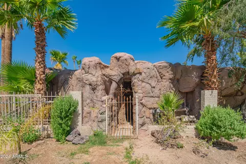 Exterior - 3731 Equestrian Trl, Phoenix, AZ 85044 photo 24 of 37