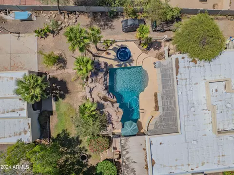 View/Area - 3731 Equestrian Trl, Phoenix, AZ 85044 photo 1 of 10
