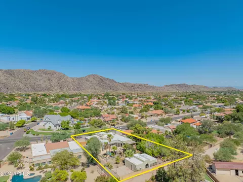 View/Area - 3731 Equestrian Trl, Phoenix, AZ 85044 photo 10 of 10