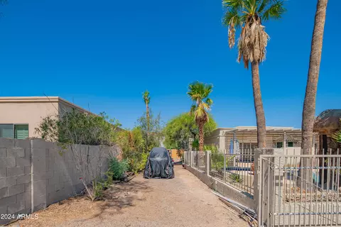 Exterior - 3731 Equestrian Trl, Phoenix, AZ 85044 photo 36 of 37
