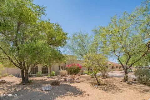Exterior - 3731 Equestrian Trl, Phoenix, AZ 85044 photo 2 of 37