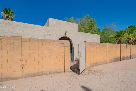 Exterior - 3731 Equestrian Trl, Phoenix, AZ 85044 photo 31 of 37