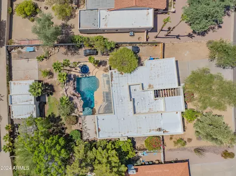 View/Area - 3731 Equestrian Trl, Phoenix, AZ 85044 photo 2 of 10