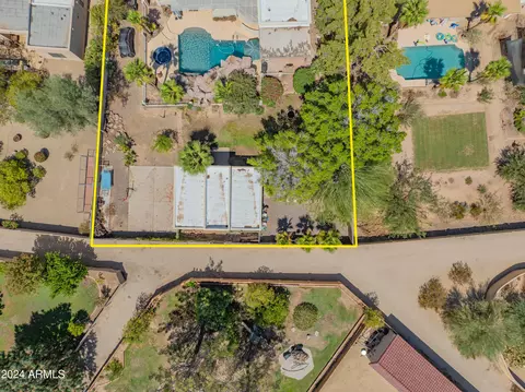 View/Area - 3731 Equestrian Trl, Phoenix, AZ 85044 photo 3 of 10