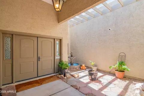Exterior - 3731 Equestrian Trl, Phoenix, AZ 85044 photo 5 of 37