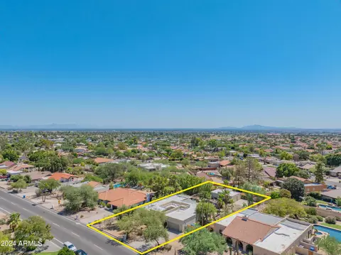 View/Area - 3731 Equestrian Trl, Phoenix, AZ 85044 photo 4 of 10