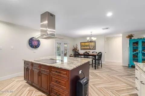 1406 Ellis Dr, Tempe, AZ 85282 photo 12