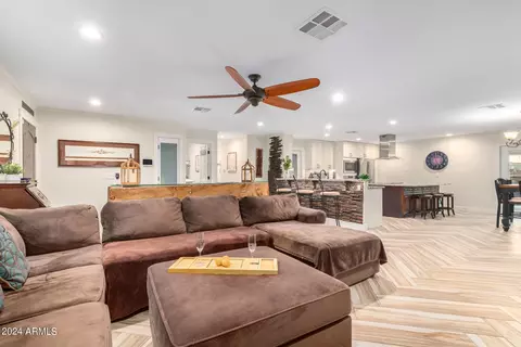 1406 Ellis Dr, Tempe, AZ 85282 photo 7
