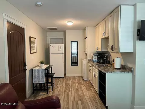 1406 Ellis Dr, Tempe, AZ 85282 photo 32