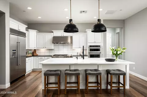 Kitchen - 2869 E Cashman Dr, Phoenix, AZ 85050 photo 1 of 2