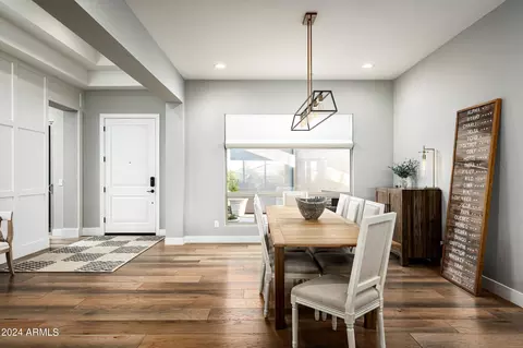 Entry Way - 2869 E Cashman Dr, Phoenix, AZ 85050 photo 2 of 5