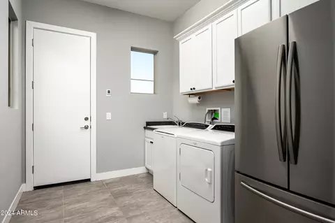 Other - 2869 E Cashman Dr, Phoenix, AZ 85050 photo 8 of 18