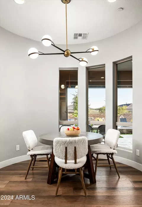 Dining - 2869 E Cashman Dr, Phoenix, AZ 85050 photo 1 of 2