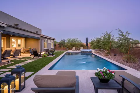 Exterior - 2869 E Cashman Dr, Phoenix, AZ 85050 photo 8 of 28